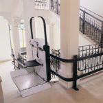 Montascale per scale curve
